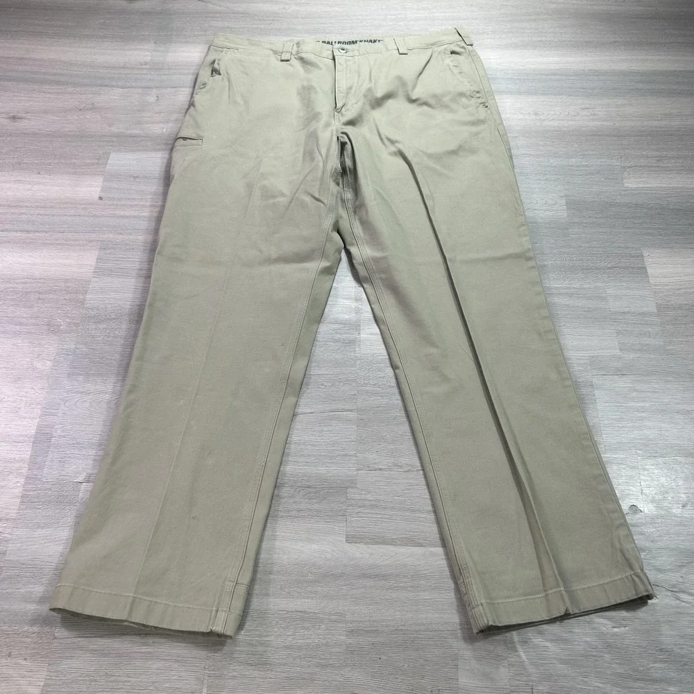 Duluth Trading Co Pants Mens 38x32 Beige Flex Ballroom Khakis Relaxed Fit